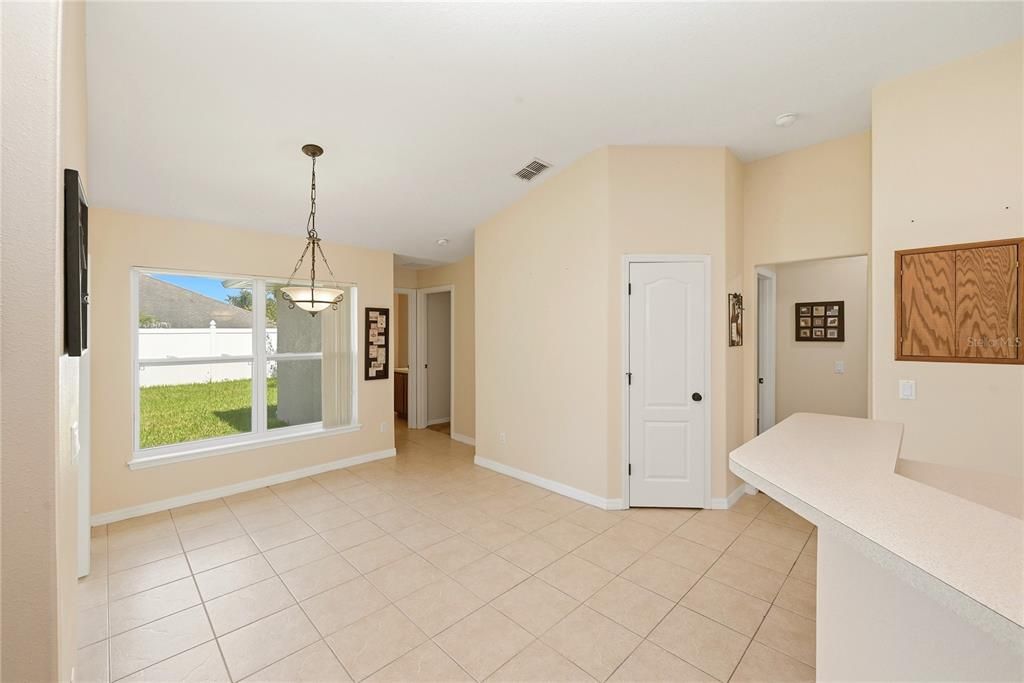 For Sale: $515,000 (4 beds, 3 baths, 2068 Square Feet)
