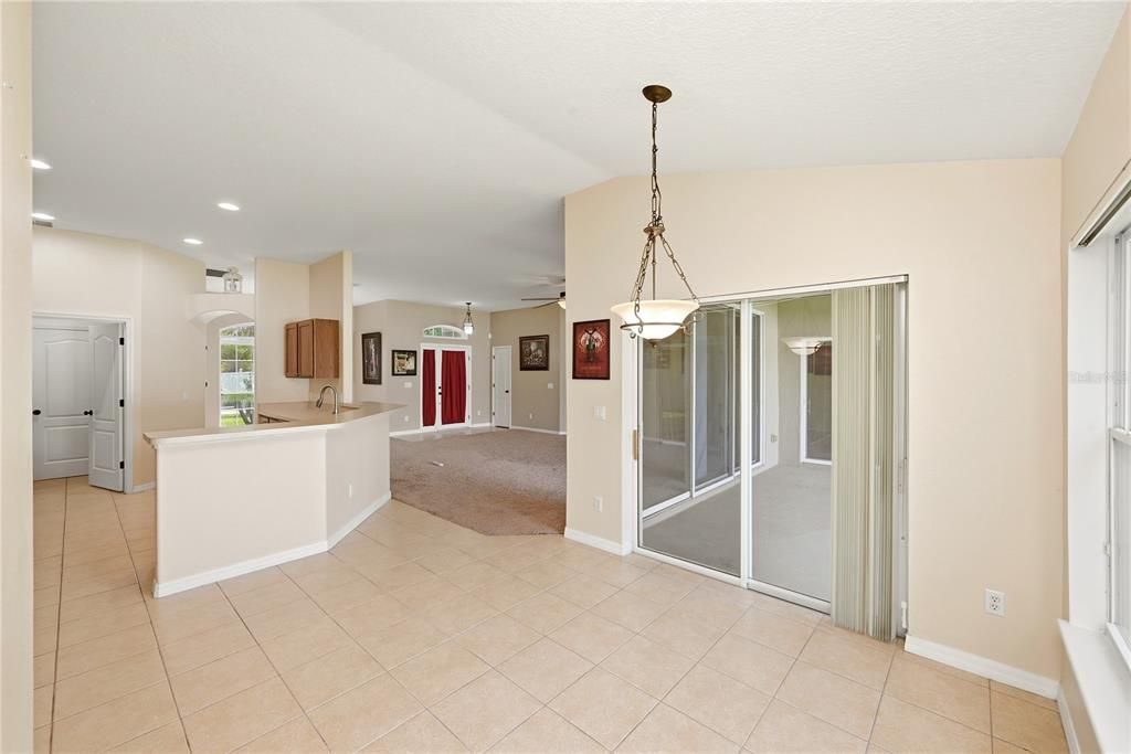For Sale: $515,000 (4 beds, 3 baths, 2068 Square Feet)