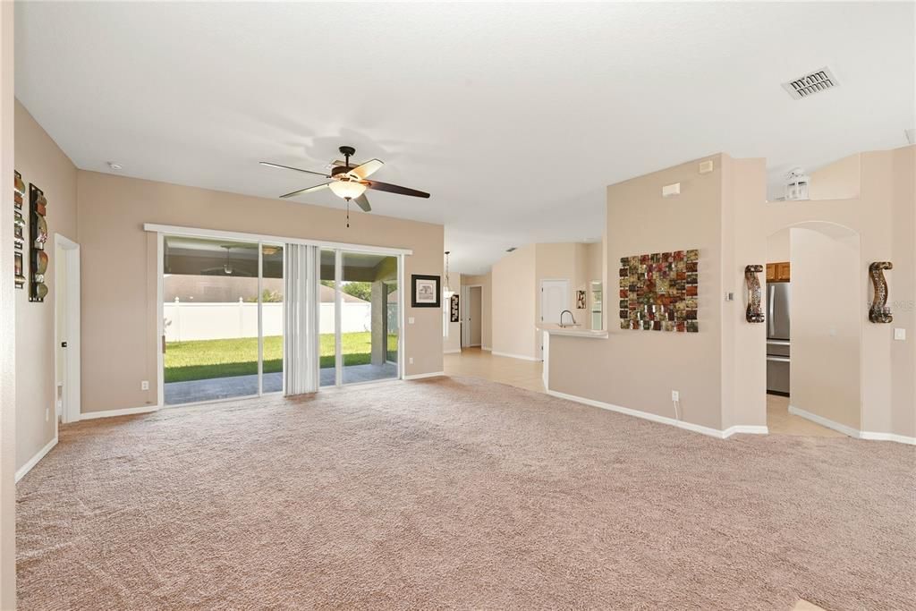 For Sale: $515,000 (4 beds, 3 baths, 2068 Square Feet)