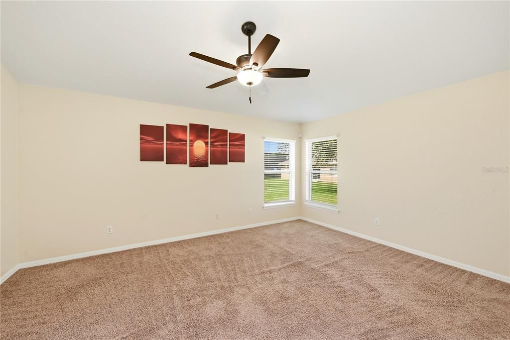 For Sale: $515,000 (4 beds, 3 baths, 2068 Square Feet)