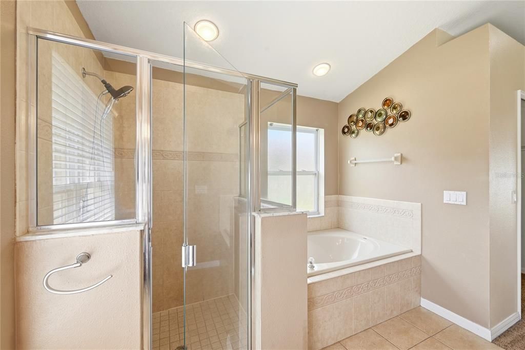 For Sale: $515,000 (4 beds, 3 baths, 2068 Square Feet)