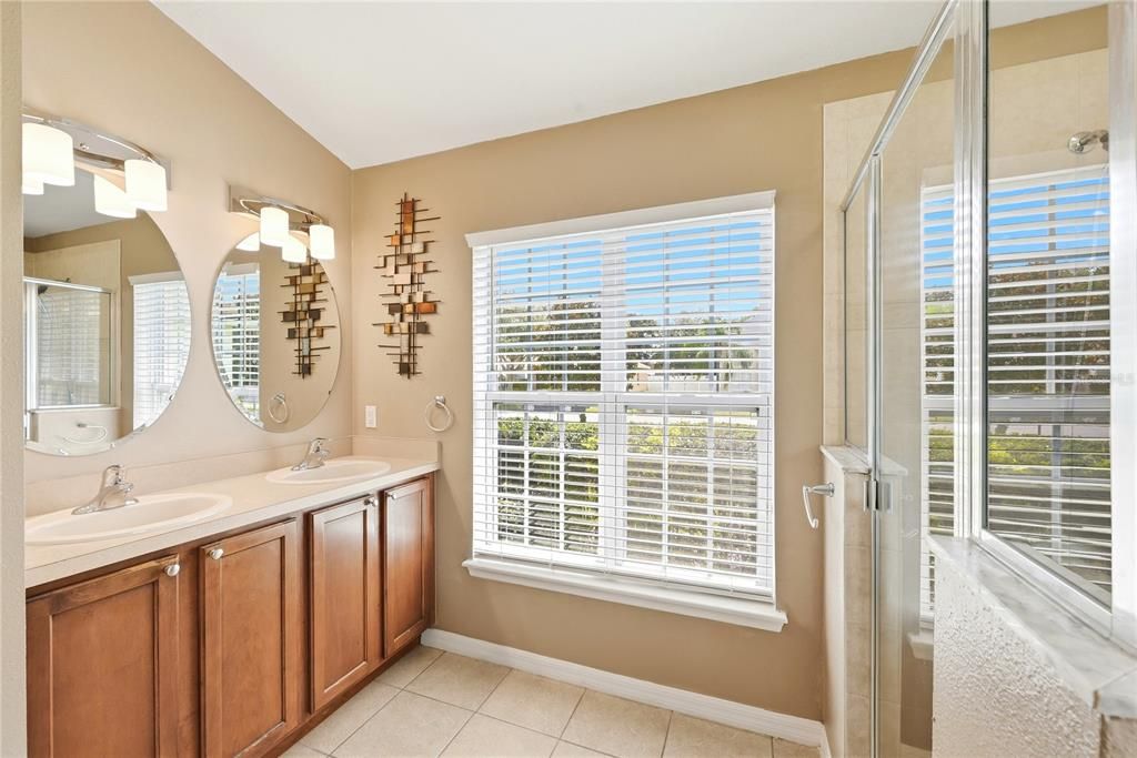 For Sale: $515,000 (4 beds, 3 baths, 2068 Square Feet)