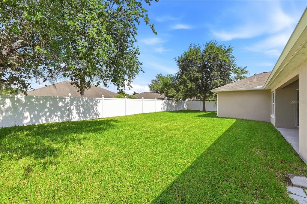 For Sale: $515,000 (4 beds, 3 baths, 2068 Square Feet)