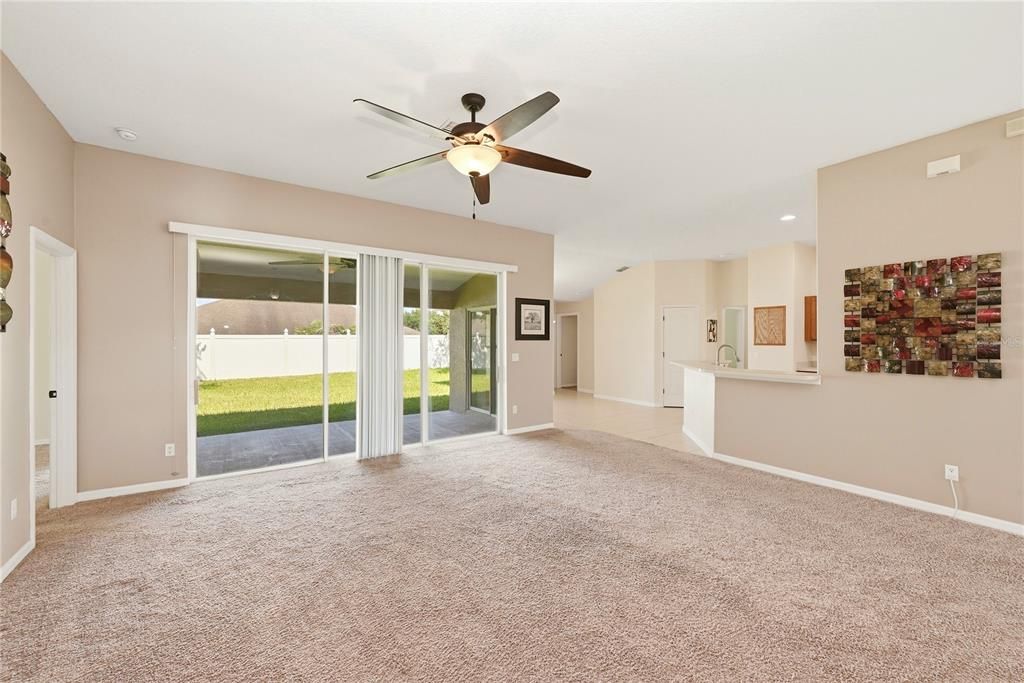 For Sale: $515,000 (4 beds, 3 baths, 2068 Square Feet)