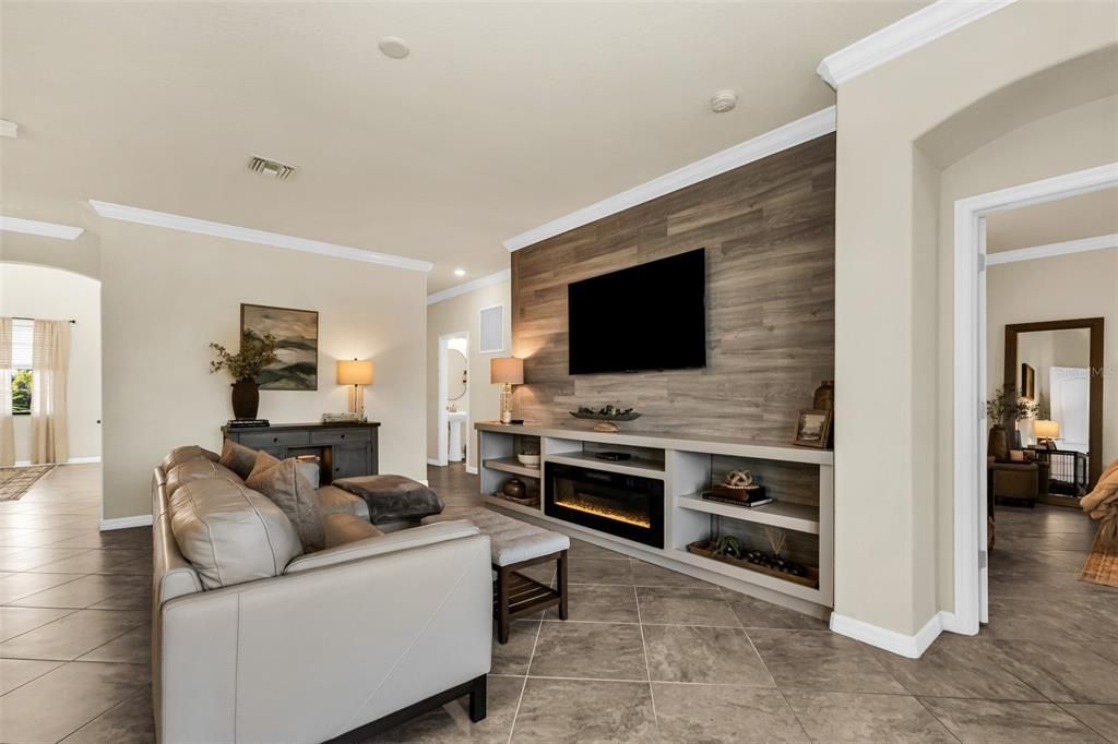 For Sale: $740,000 (4 beds, 3 baths, 2836 Square Feet)