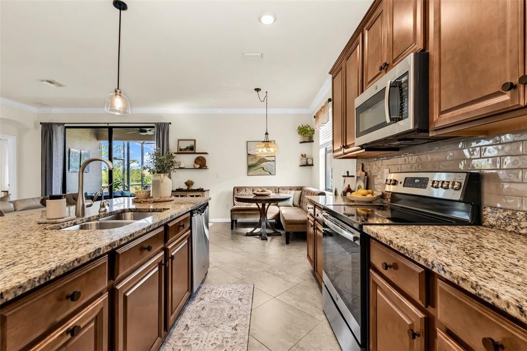 For Sale: $740,000 (4 beds, 3 baths, 2836 Square Feet)