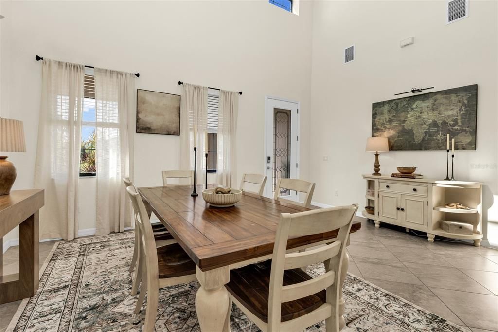 For Sale: $740,000 (4 beds, 3 baths, 2836 Square Feet)
