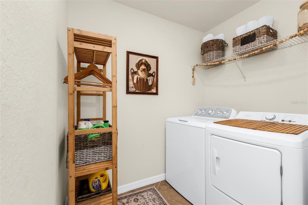 For Sale: $740,000 (4 beds, 3 baths, 2836 Square Feet)