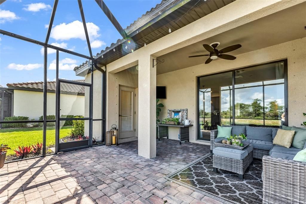 For Sale: $740,000 (4 beds, 3 baths, 2836 Square Feet)