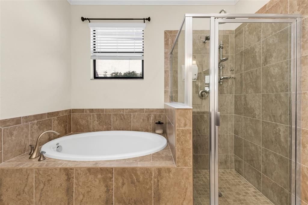 For Sale: $740,000 (4 beds, 3 baths, 2836 Square Feet)