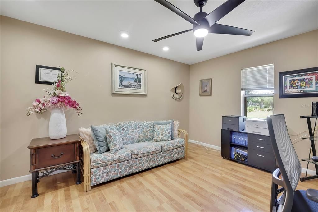 For Sale: $599,900 (4 beds, 4 baths, 3519 Square Feet)