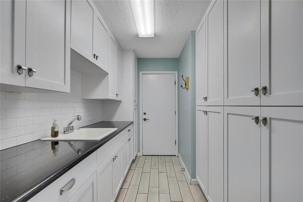 For Sale: $599,900 (4 beds, 4 baths, 3519 Square Feet)
