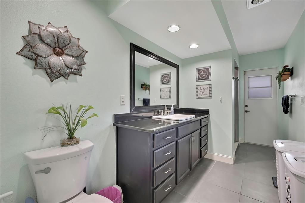 For Sale: $599,900 (4 beds, 4 baths, 3519 Square Feet)