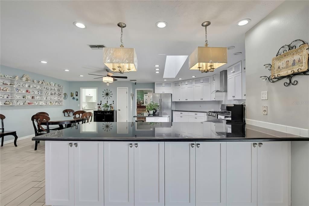 For Sale: $599,900 (4 beds, 4 baths, 3519 Square Feet)