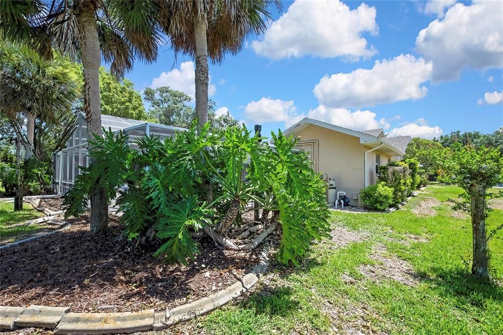 For Sale: $599,900 (4 beds, 4 baths, 3519 Square Feet)