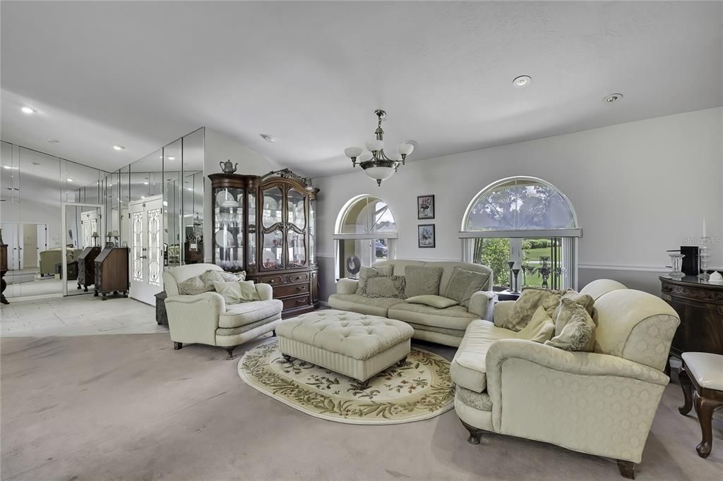 For Sale: $599,900 (4 beds, 4 baths, 3519 Square Feet)
