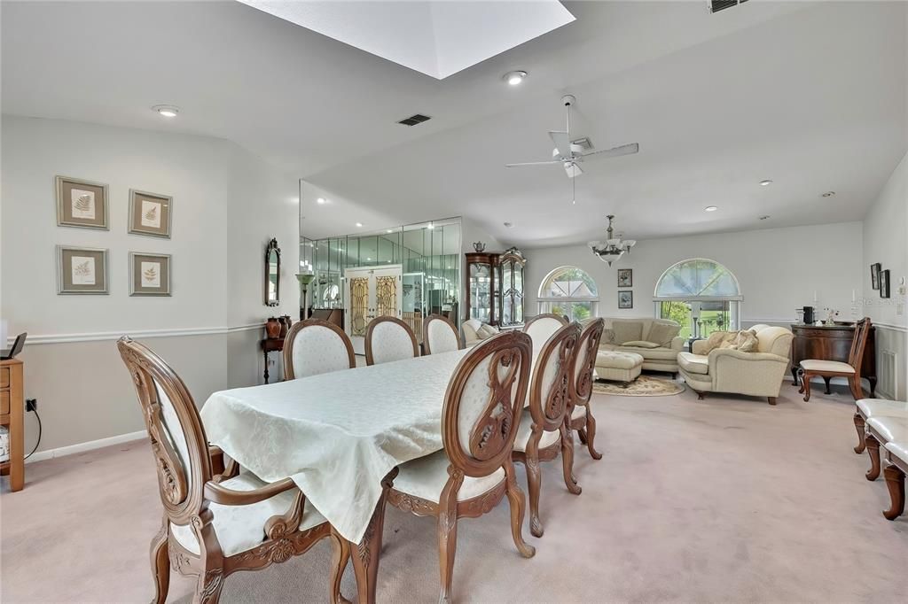 For Sale: $599,900 (4 beds, 4 baths, 3519 Square Feet)