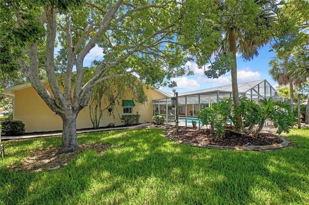 For Sale: $599,900 (4 beds, 4 baths, 3519 Square Feet)