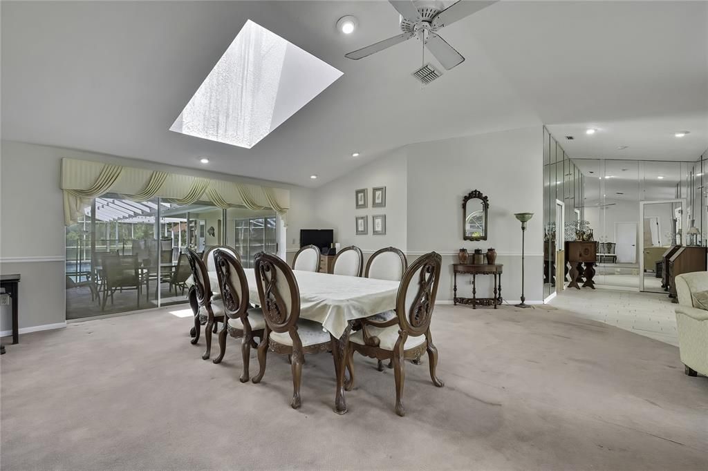 For Sale: $599,900 (4 beds, 4 baths, 3519 Square Feet)
