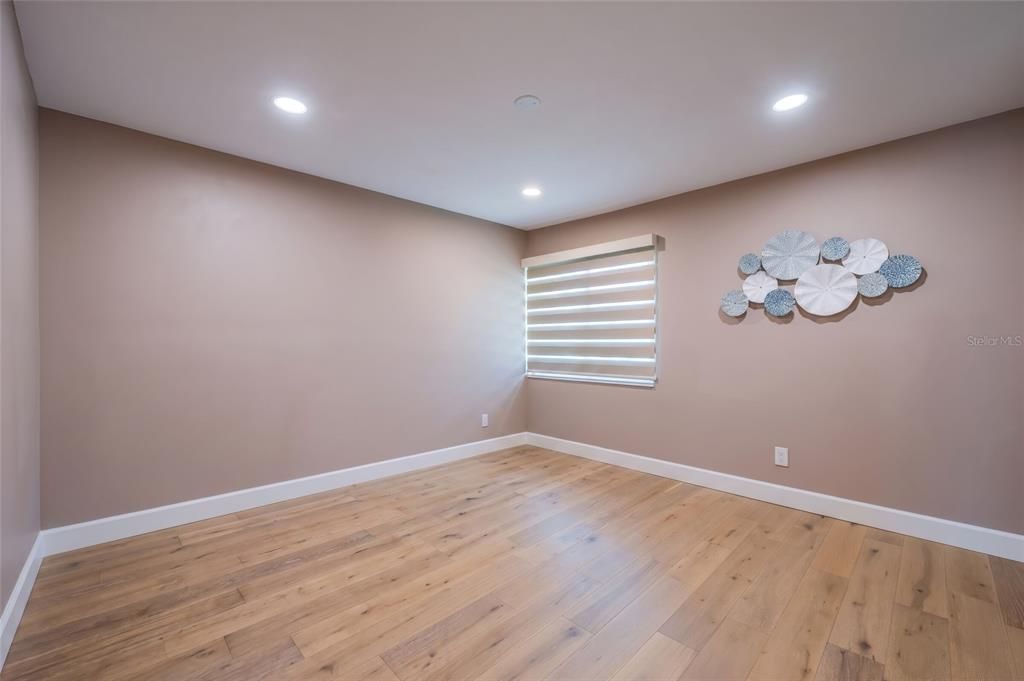 : $799,000 (3 camas, 3 baños, 1930 Pies cuadrados)
