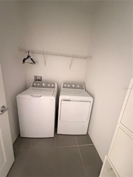 В аренду: $2,500 (4 спален, 2 ванн, 1868 Квадратных фут)