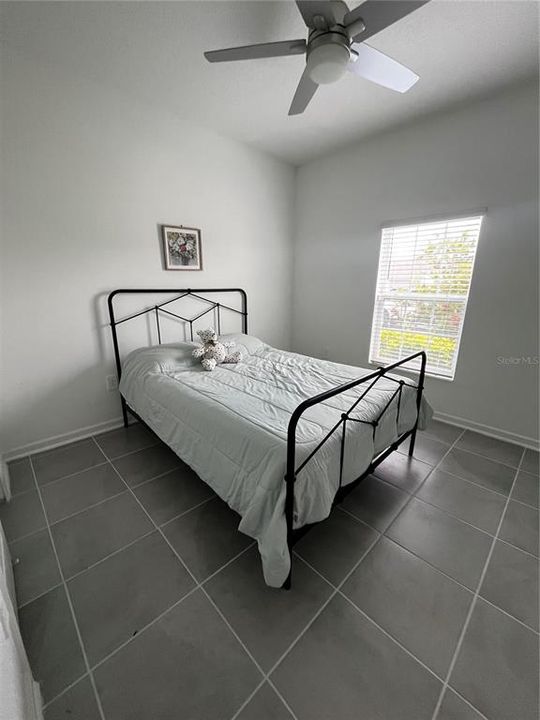 В аренду: $2,500 (4 спален, 2 ванн, 1868 Квадратных фут)