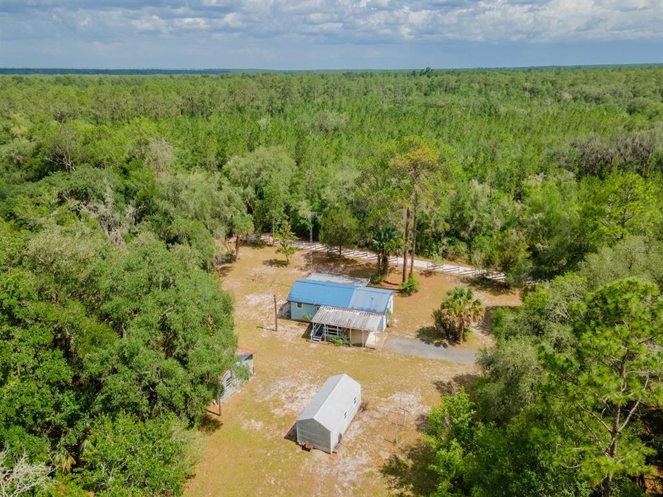 For Sale: $190,000 (1 beds, 2 baths, 880 Square Feet)