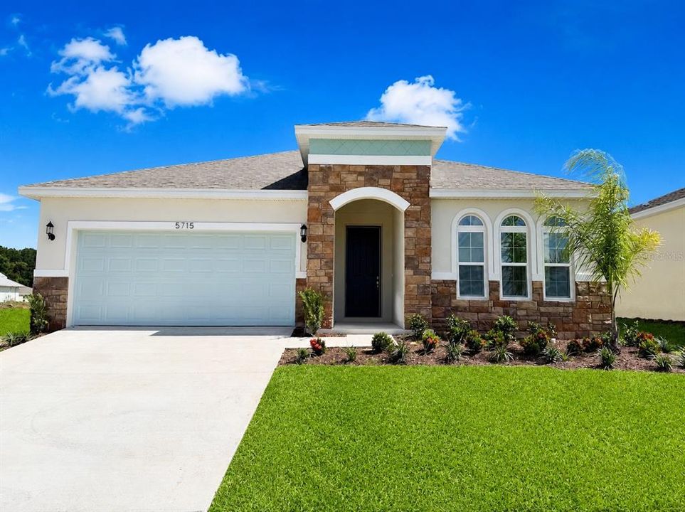 For Sale: $363,389 (4 beds, 2 baths, 1938 Square Feet)