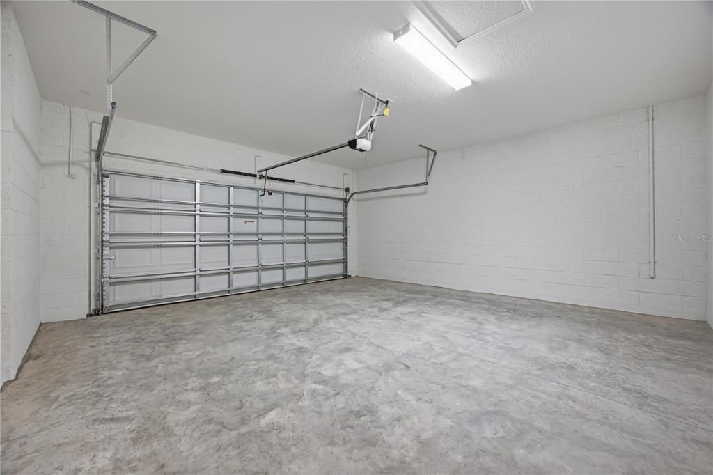 На продажу: $349,250 (4 спален, 2 ванн, 1938 Квадратных фут)