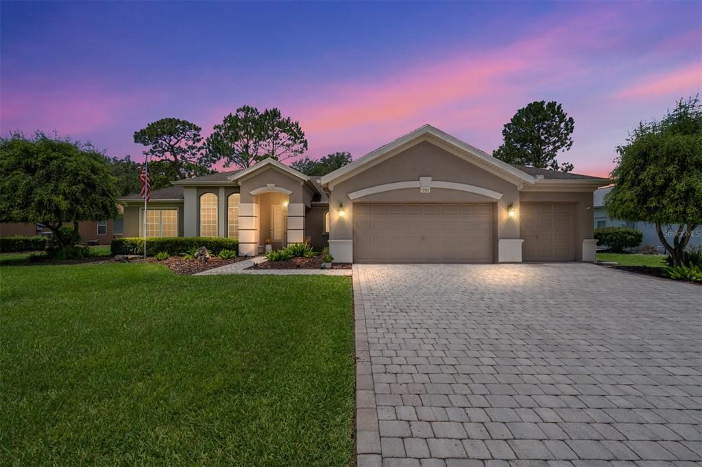 For Sale: $429,000 (2 beds, 2 baths, 2019 Square Feet)