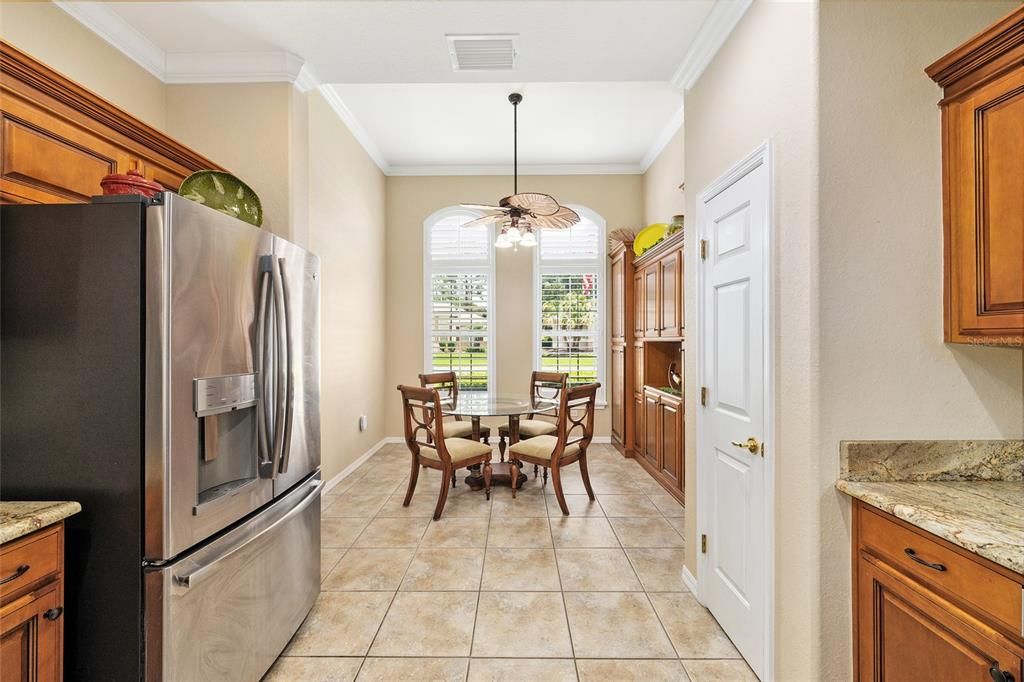 For Sale: $429,000 (2 beds, 2 baths, 2019 Square Feet)