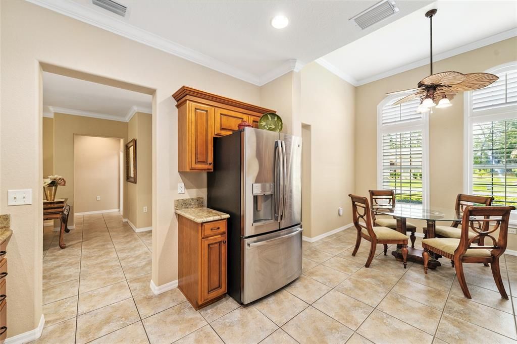 For Sale: $429,000 (2 beds, 2 baths, 2019 Square Feet)