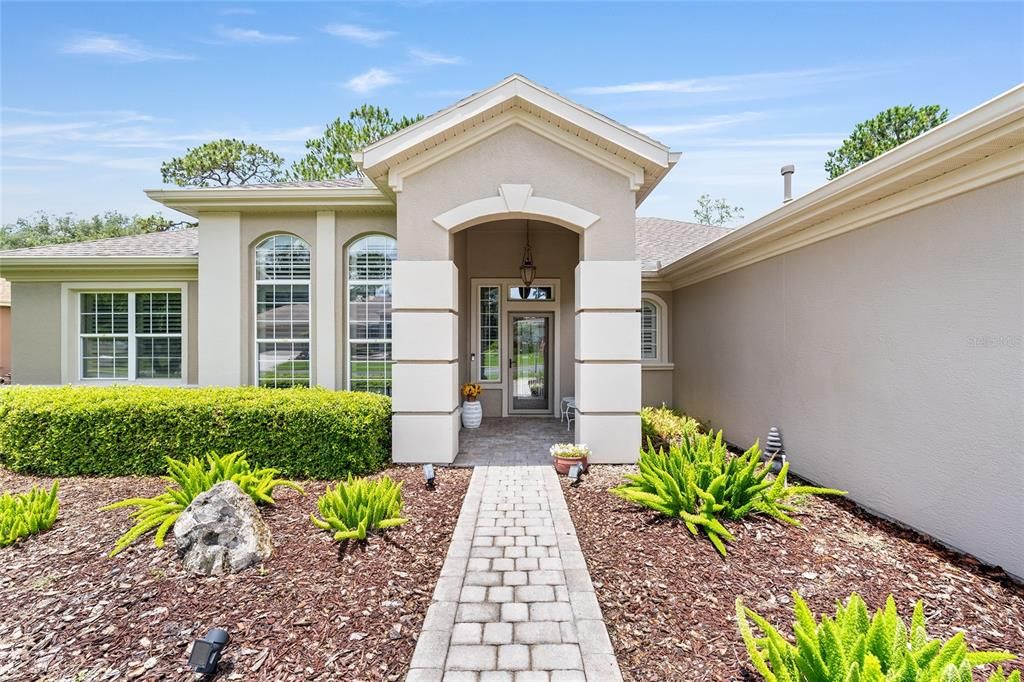 For Sale: $429,000 (2 beds, 2 baths, 2019 Square Feet)