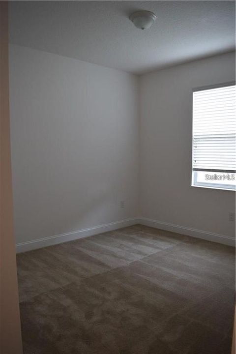 В аренду: $2,850 (3 спален, 2 ванн, 1760 Квадратных фут)