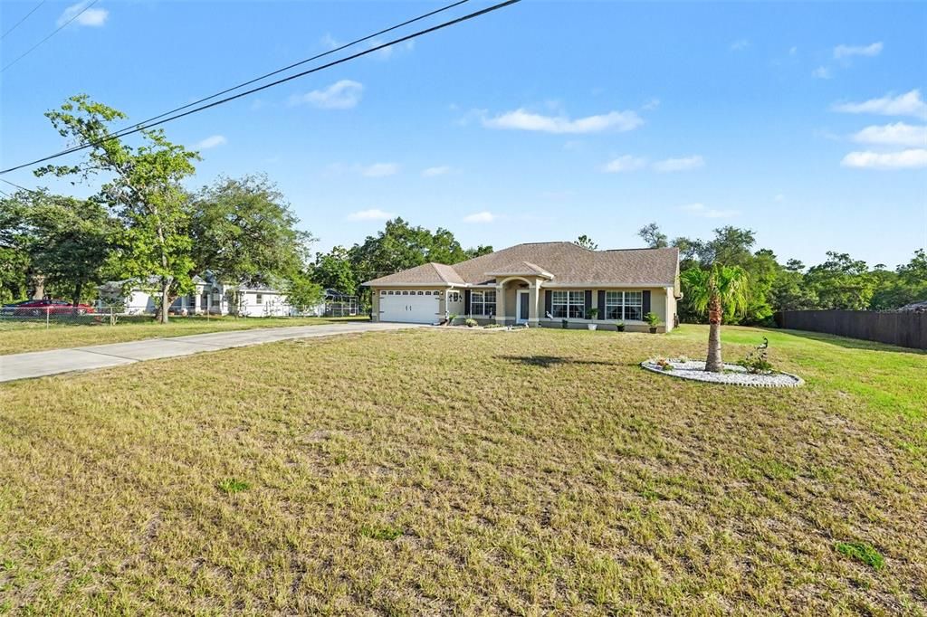 En Venta: $360,000 (2 camas, 2 baños, 2118 Pies cuadrados)