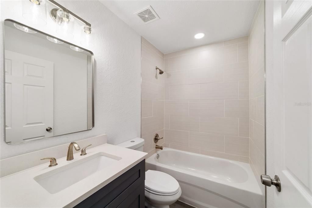 Active With Contract: $203,000 (3 beds, 2 baths, 1218 Square Feet)
