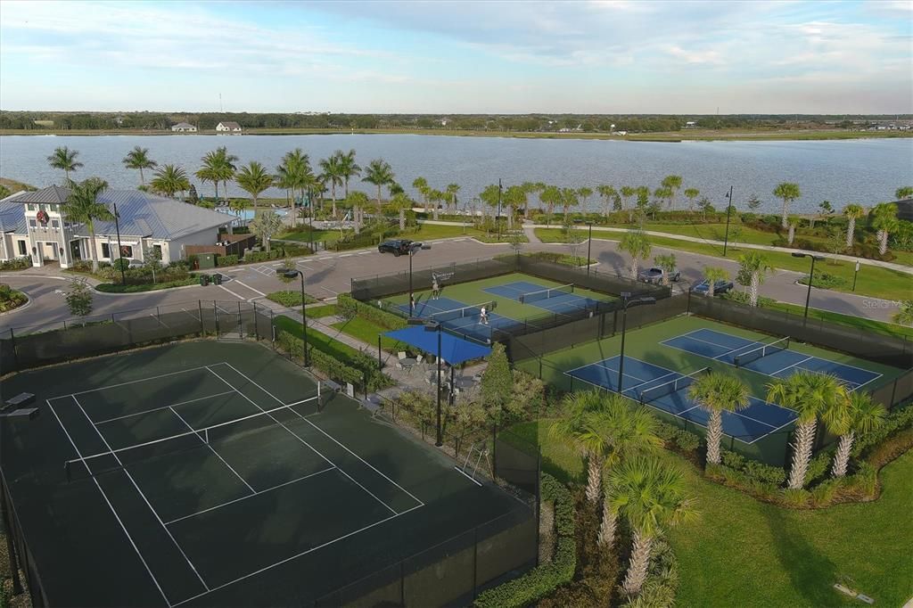 For Sale: $1,450,000 (4 beds, 4 baths, 3897 Square Feet)