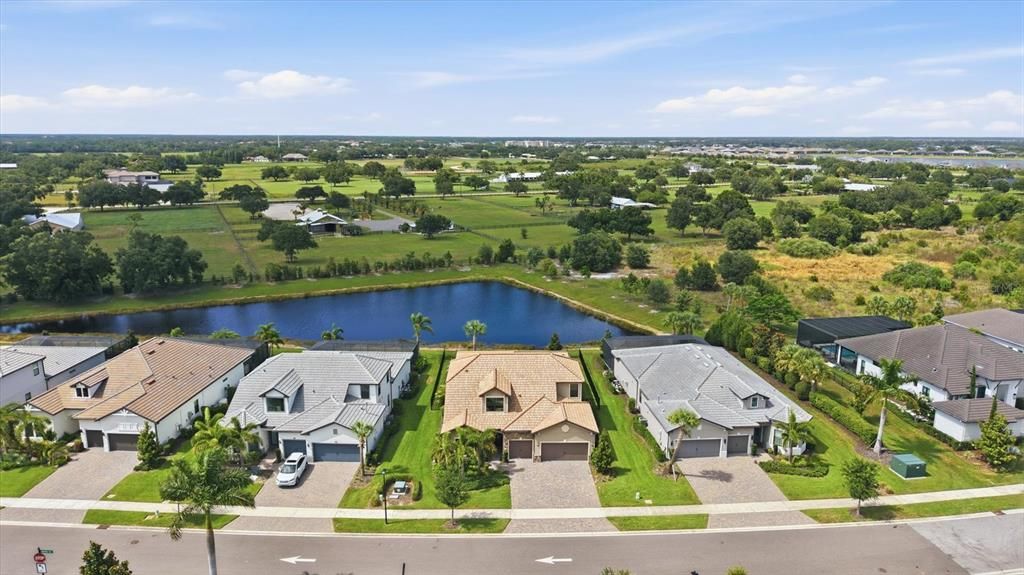For Sale: $1,450,000 (4 beds, 4 baths, 3897 Square Feet)