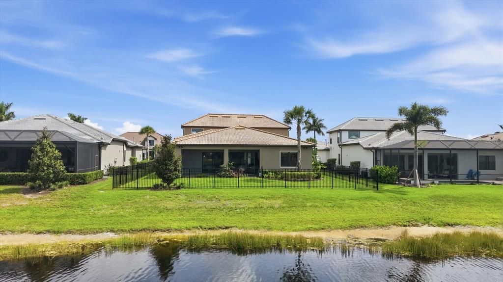 For Sale: $1,450,000 (4 beds, 4 baths, 3897 Square Feet)