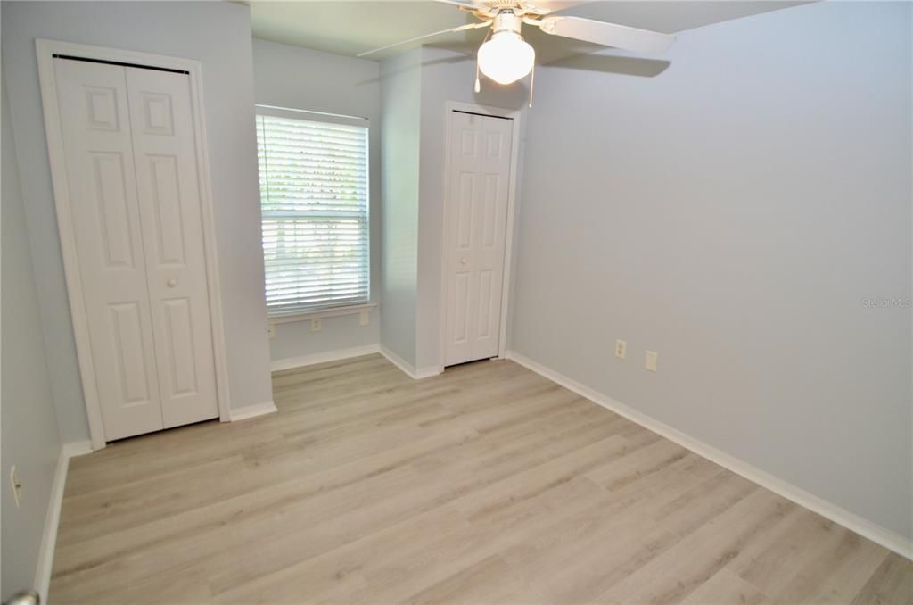 For Sale: $270,000 (3 beds, 2 baths, 1499 Square Feet)