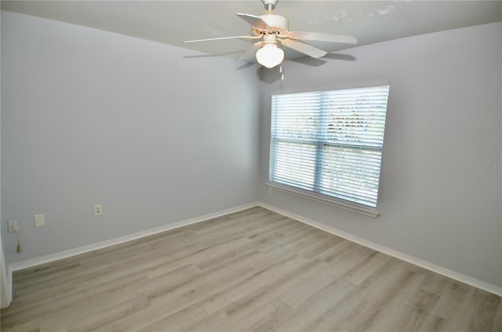 For Sale: $270,000 (3 beds, 2 baths, 1499 Square Feet)