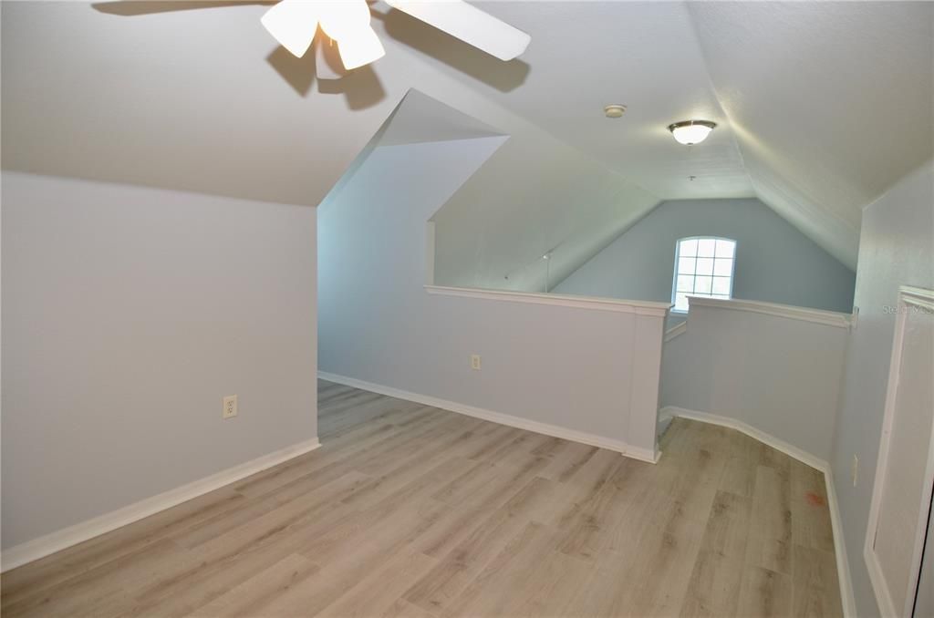 For Sale: $270,000 (3 beds, 2 baths, 1499 Square Feet)