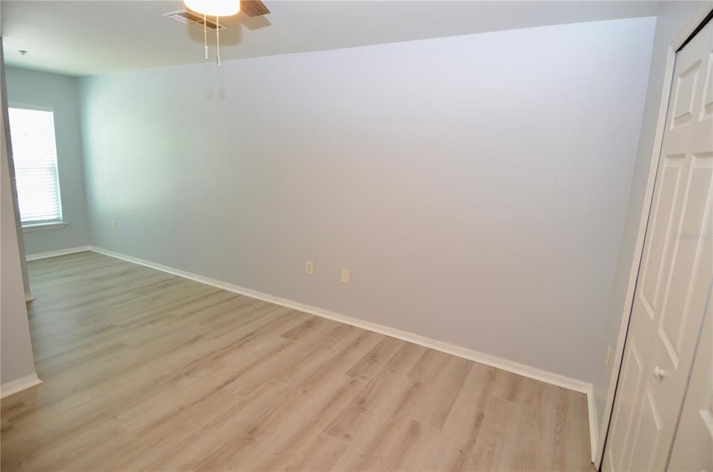 For Sale: $270,000 (3 beds, 2 baths, 1499 Square Feet)