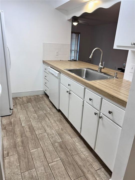 For Rent: $1,500 (2 beds, 2 baths, 1052 Square Feet)