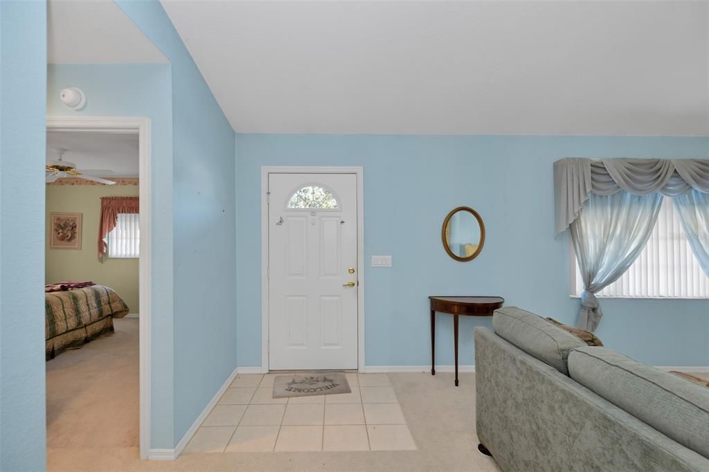 For Sale: $289,900 (2 beds, 2 baths, 1872 Square Feet)