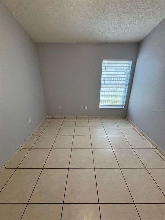 For Rent: $2,700 (4 beds, 2 baths, 1802 Square Feet)