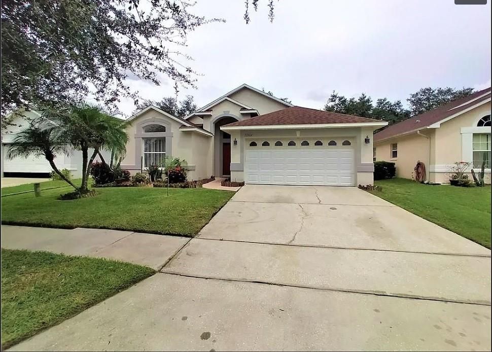 For Rent: $2,700 (4 beds, 2 baths, 1802 Square Feet)
