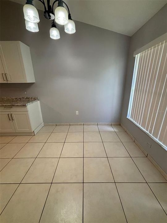 For Rent: $2,700 (4 beds, 2 baths, 1802 Square Feet)
