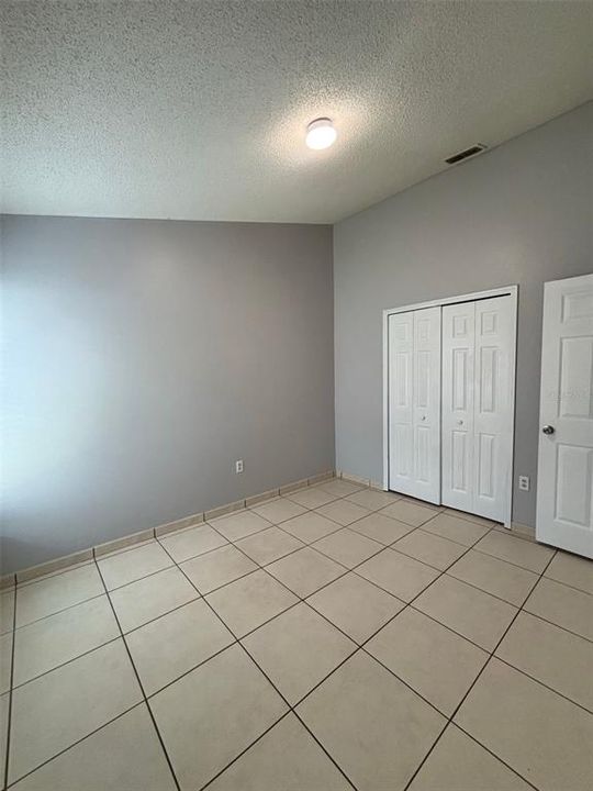 For Rent: $2,700 (4 beds, 2 baths, 1802 Square Feet)