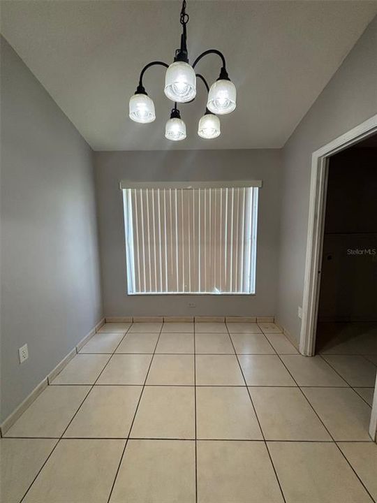 For Rent: $2,700 (4 beds, 2 baths, 1802 Square Feet)